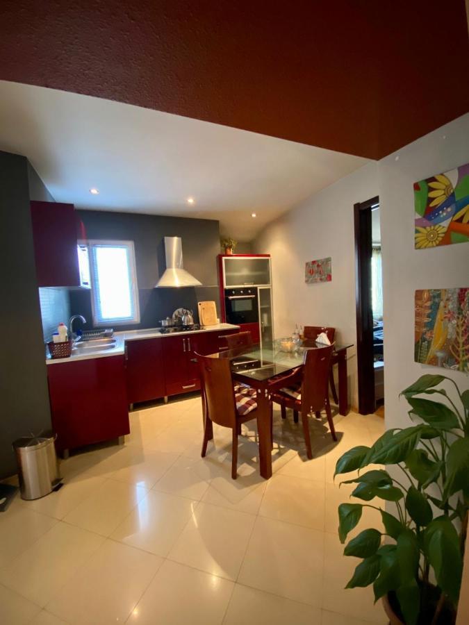 Opera Apartment Tbilisi Bagian luar foto